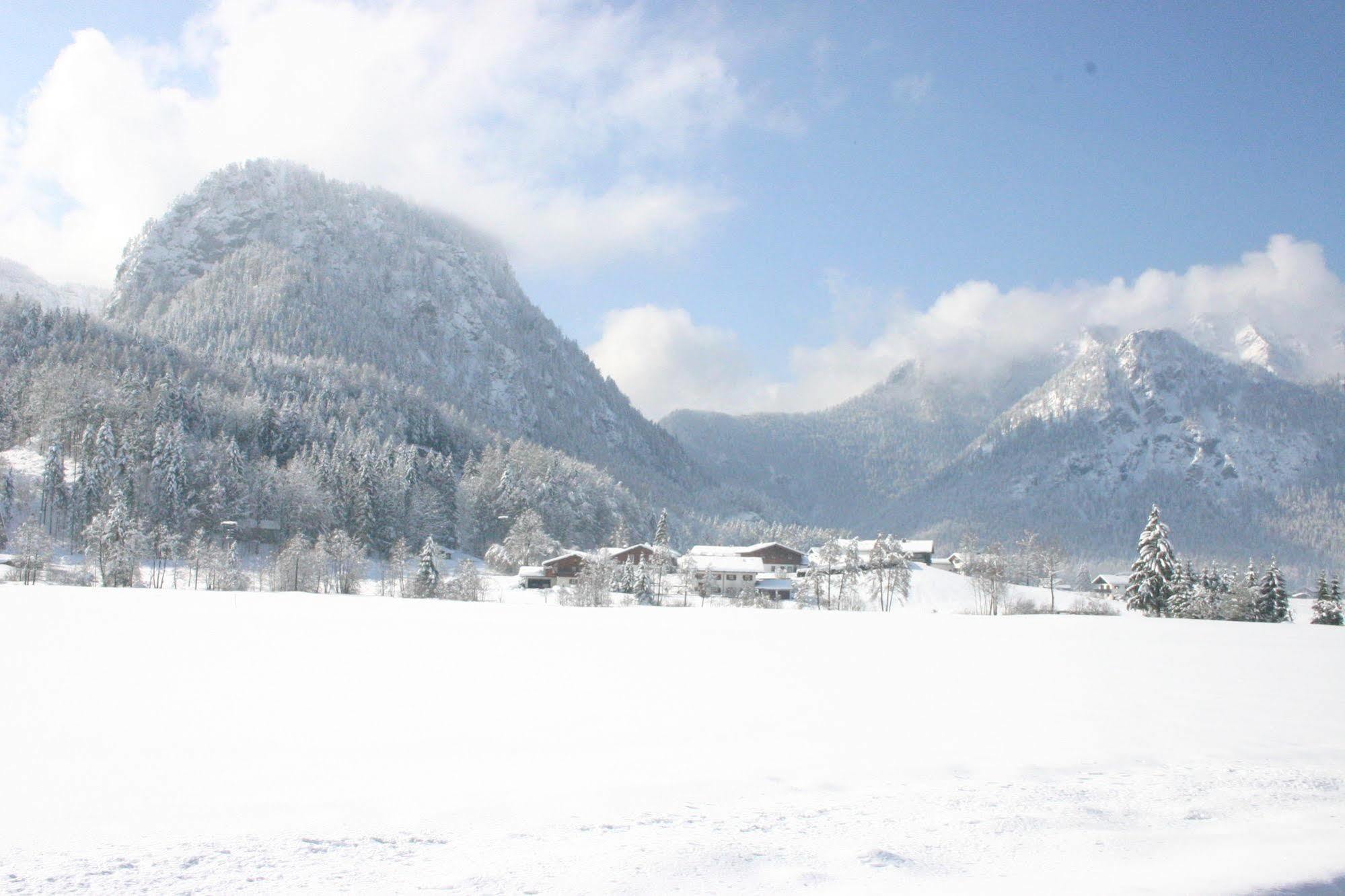 Aktivhotel & Gasthof Schmelz Ihr Urlaubs Hotel In Inzell Mit Wellness Hallenbad, Alpensauna & Dampfbad Eksteriør billede